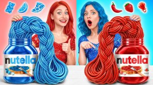 Красная еда vs Синяя еда Челлендж # Съедобная Битва от