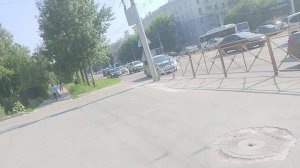 Вас прям таращит!? Прислужники и маргиналы, поддерживающие все быдло. 
Сергеевна vs Жаба Аркадьевна