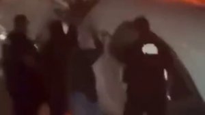 Самолет рухнул в Техасе.

В аэропорту Ларедо (штат Техас) пассажирский самолет потерпел крушение