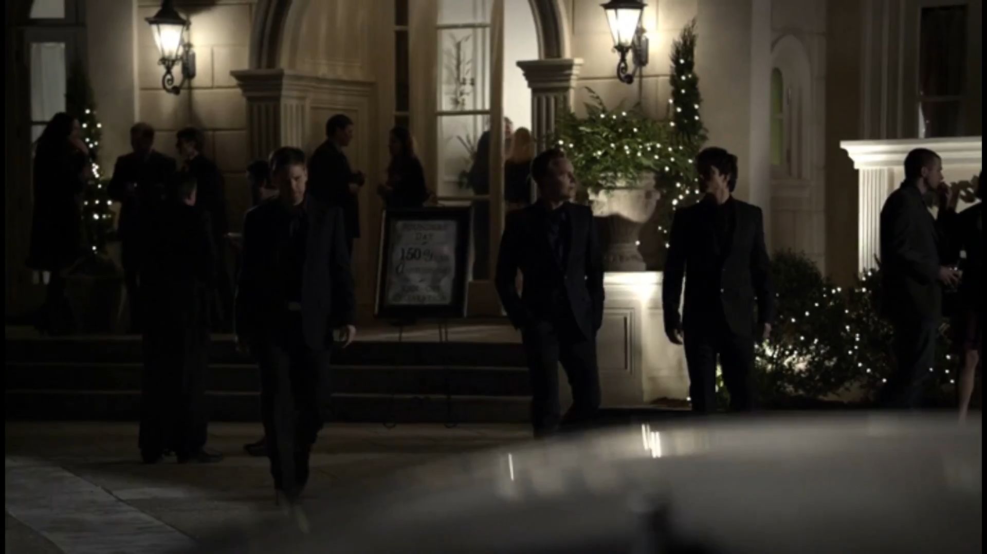 Дневники вампира 1 сезон 138 эпизод The Fray - Dead Wrong