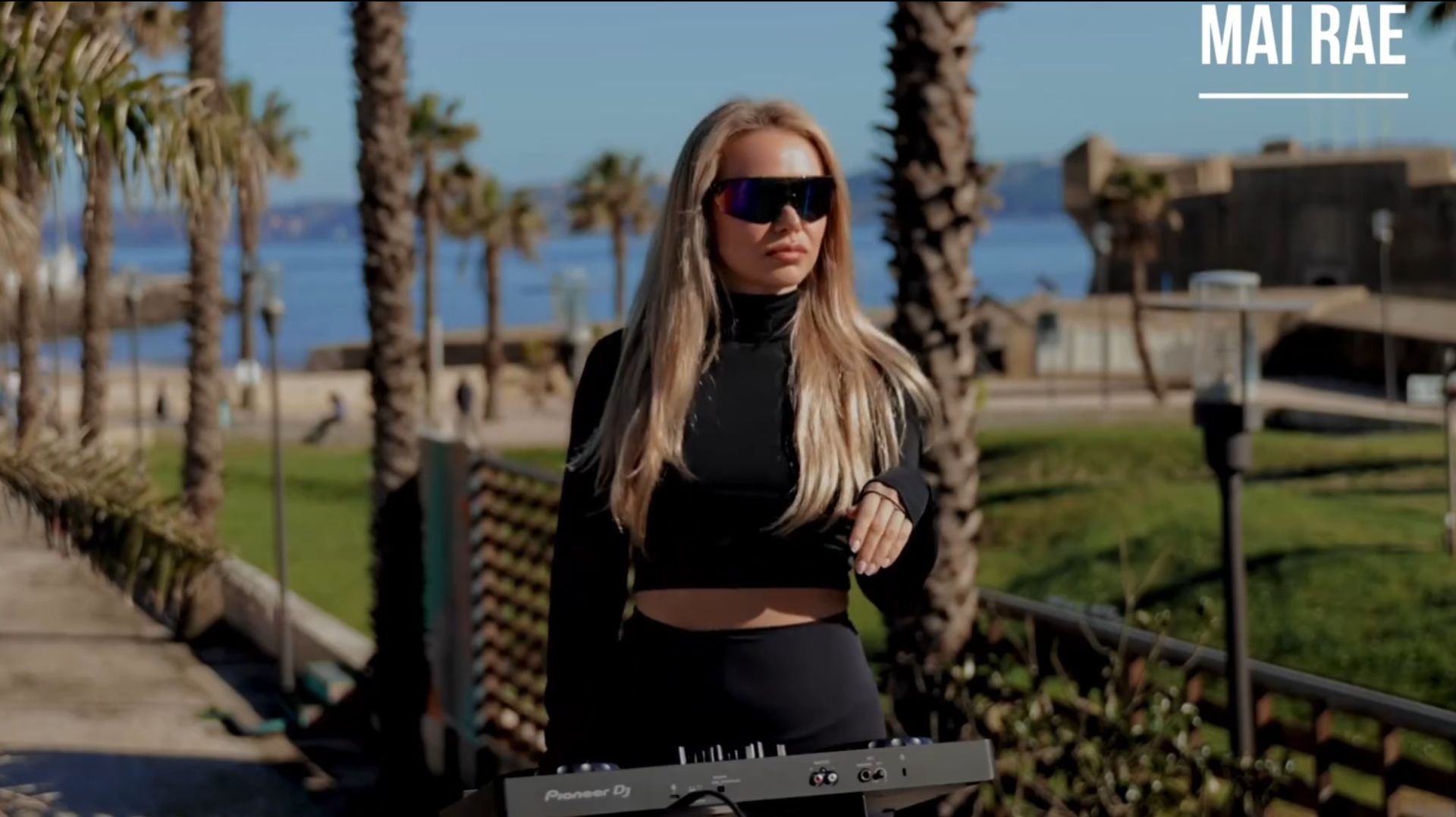 Mai Rae - Melodic House DJ Set 2026 Vol #7 Lanzarote Landscapes смотреть онлайн