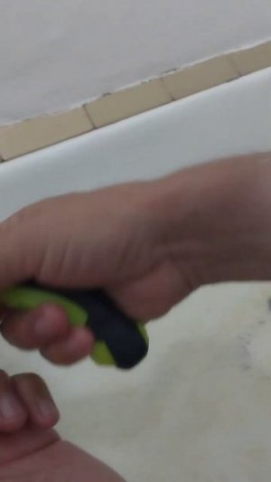 что сделать если в место холодной воды течёт горячая вода