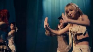 «Easy» Le sserafim mv