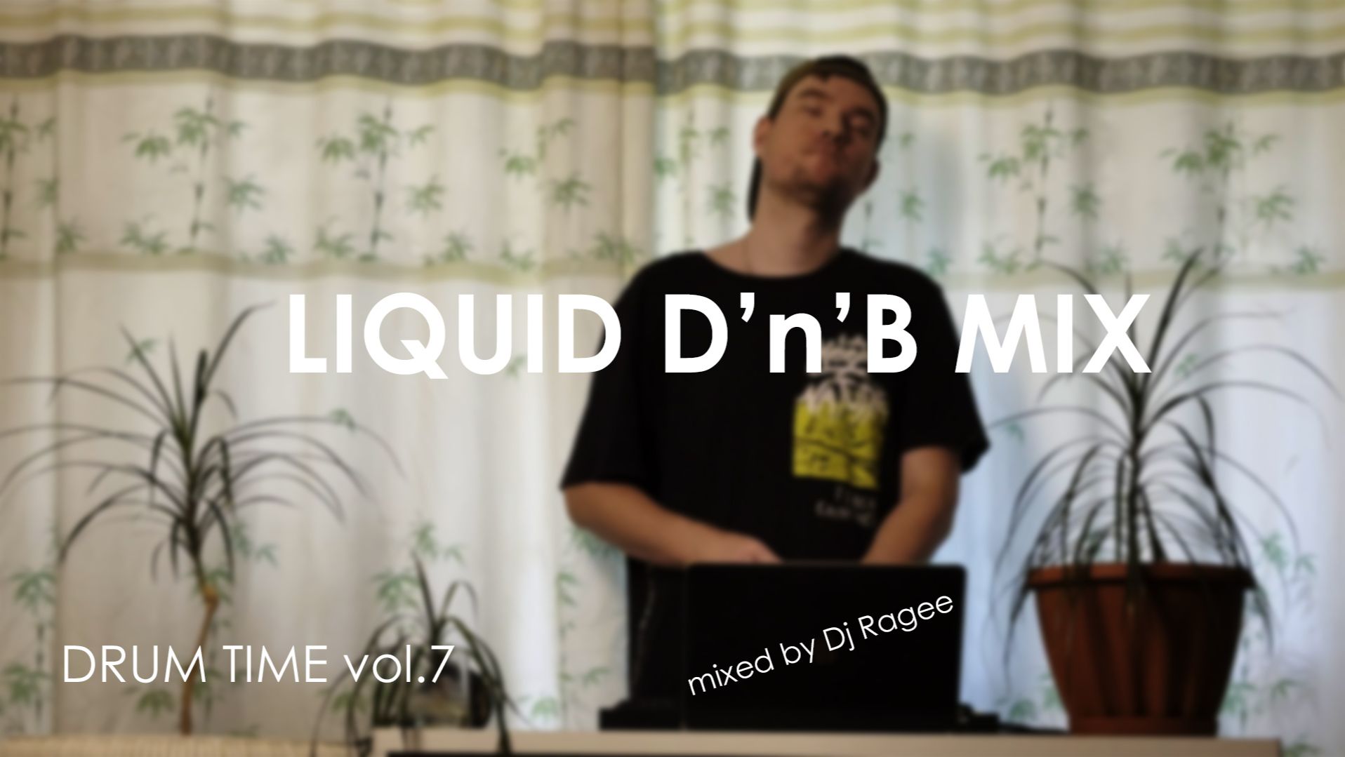 Liquid Drum and Bass Mix. Drum Time vol.7 - mixed by djragee смотреть онлайн
