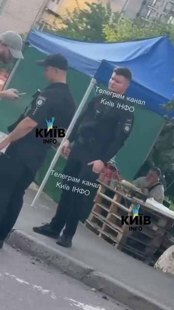Киевских мешканцев отлавливают на мясо.