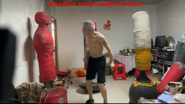 Один против троих...