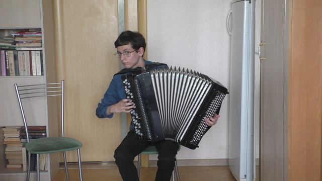 А. Кузнецов "Саратовские переборы". Играет Андрей Ананьев (баян), 15 лет, Новосибирск 11.06.26