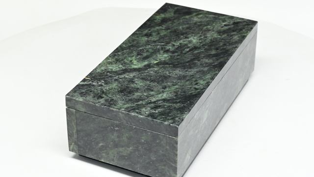 Ларец из змеевика под купюры 180*90*60мм. 1310741