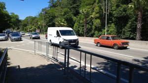 В салоне есть, на дороге нет! Лада в Сочи..