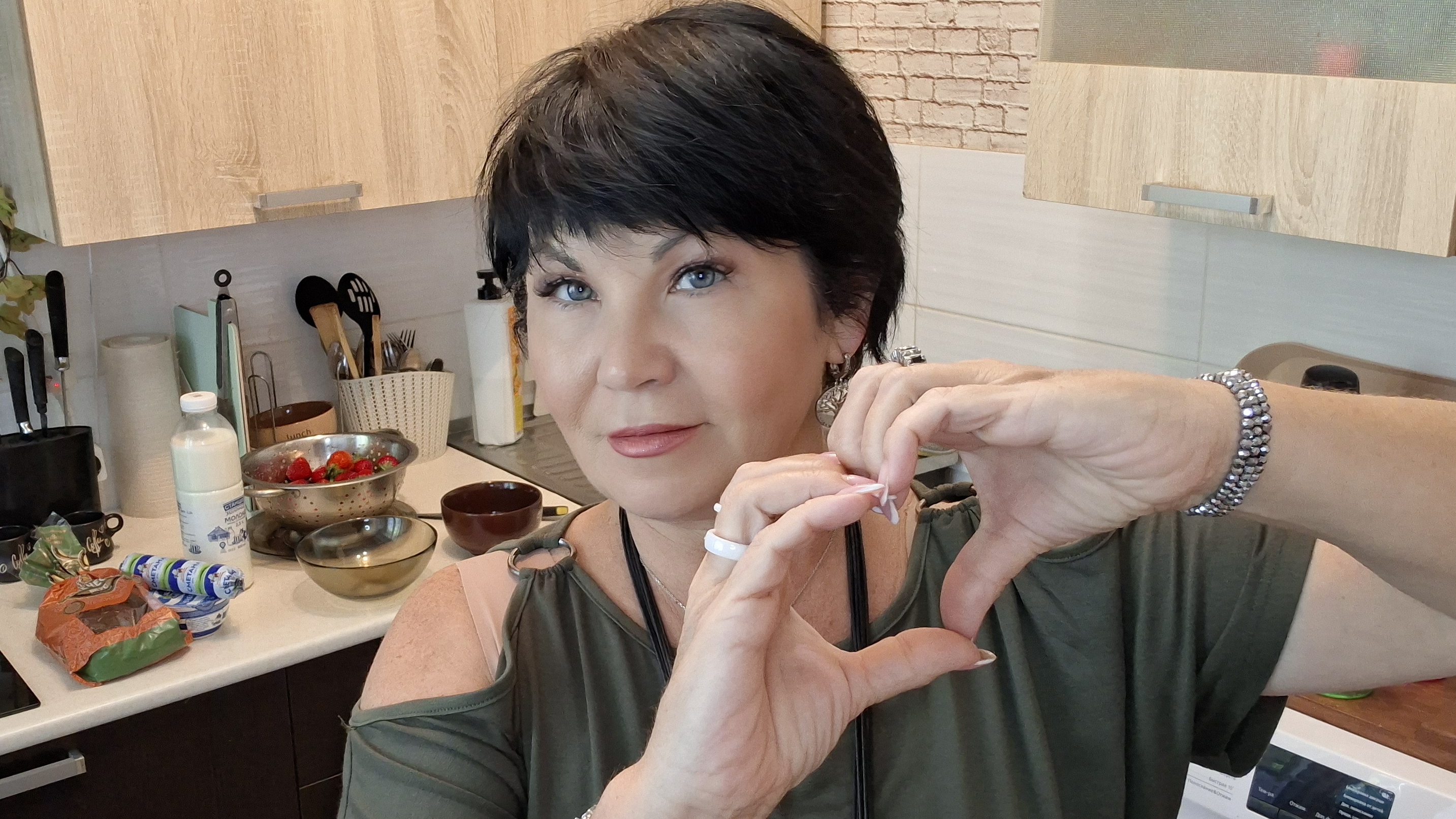 Готовлюсь к отьезду🫡 а мы рожали, несмотря на условия💁♀️ смотреть онлайн