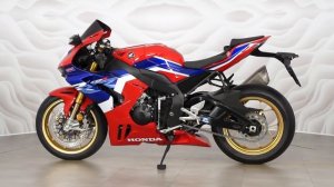HONDA CBR 1000 RRRA Fireblade vin SC82-1100116