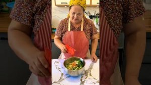 Пирожки с мясом  и овощами