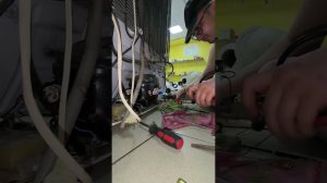 Ставим вместо компрессора на фреоне R12 на 600 #ставрополь #ремонт #холодильник