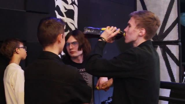 8719.mp4 смотреть онлайн