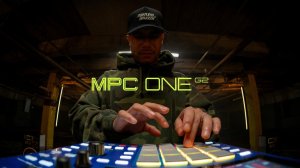 AraabMuzik Performance on AKAI MPC One G2
