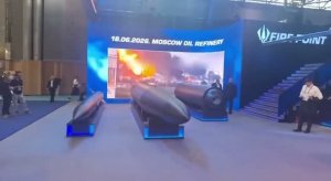 Атаку дронов на Москву на выставке вооружений в Париже Eurosatory 2026 транслирует украинский стенд