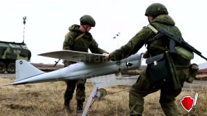 РЕЗКИЙ ВЗЛЁТ - ГИБКОСТЬ И МОЩЬ БПЛА ОРЛАН-10 РОССИЙСКИЙ БЕСПИЛОТНИК С РАСПЛАСТЫВАЮЩИМИСЯ КРЫЛЬЯМИ