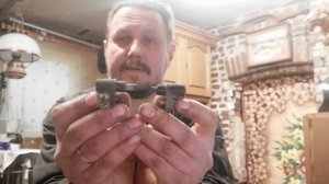 На больших оборотах пропадает зарядка. Первая причина.