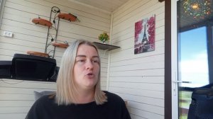Ты не обязана отрабатывать потраченные на себя  деньги