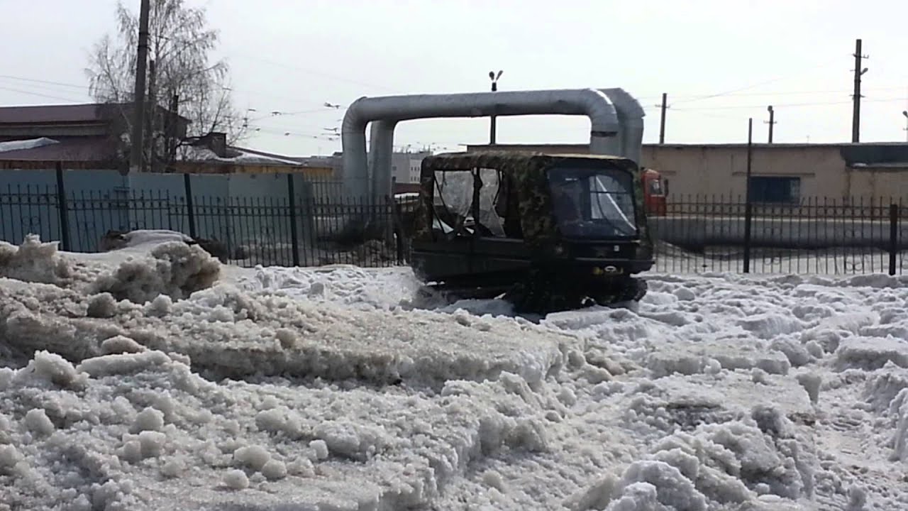 Пелец-транспортер в действии смотреть онлайн