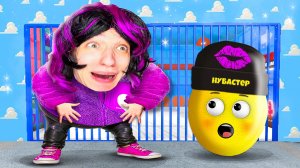 ПОЙМАЛА ДЖУСИ ПОДРУГА КИТАЙКИ В ТЮРЬМЕ в ROBLOX!