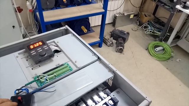 AC3015 Преобразователь частоты HYUNDAI N700-370HF 37 кВт смотреть онлайн