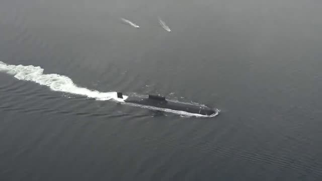 На подводной лодочке (клип)