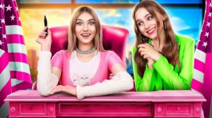 Меня Удочерил Президент! Новенькая Девушка vs Mean Girls в Школе Тим Тин