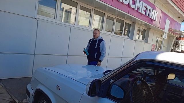 Переехали на Юг/Собираем кухонный гарнитур/Сергей уезжает на вахту/Видео за  февраль/Много выпечки.