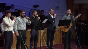 Моряку нужен в море маяк..
