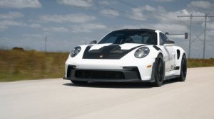 Porsche 992 GT3RS Deep Focus TV Background ASMR   4K