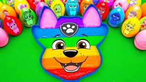 Готовим ванну для щенячьего патруля Rainbow TRACKER, раскрашивая глину смесью СЛИЗИ в яйцах
