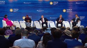 «Санкции больше вредят Западу»: Путин объяснил, почему инвесторы возвращаются в Россию