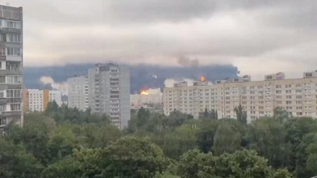 ‼️🇷🇺🇺🇦 16 человек пострадали в результате атаки БПЛА в Московской области, среди них двое детей смотреть онлайн