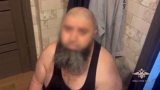 МВД России публикует видео задержания участников группы,обвиняемых в организации незаконной миграции смотреть онлайн