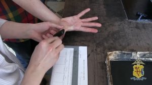Юноша из Саранска, по заданию аферистов похитивший накопления семьи из Кирова, задержан полицией