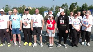 Врачи и пациенты вышли на совместную пробежку в Сургуте