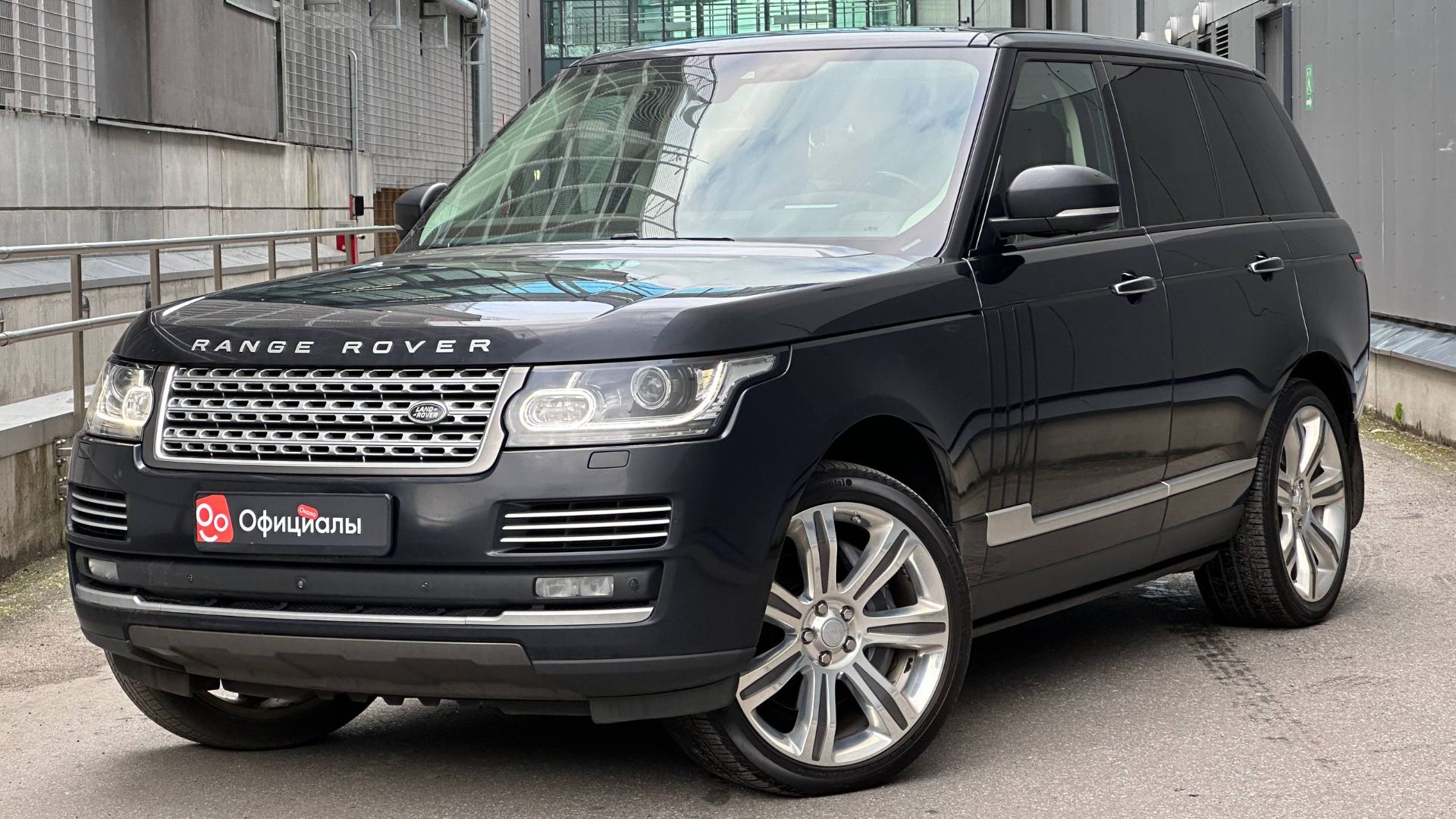 Land Rover Range Rover IV, 2017 смотреть онлайн