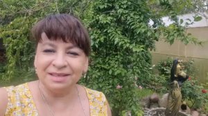 Оформляю фасад дома. Посадила цветы. Ягодный сезон. Готовим молочно-клубничный коктейль.