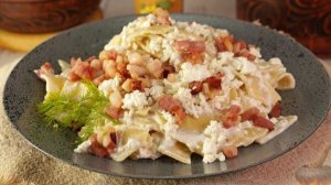 ЛАПША С ТВОРОГОМ И БЕКОНОМ
