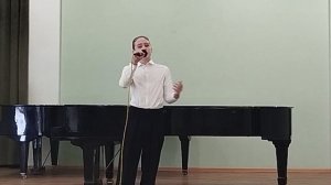 «Бессмертный полк» исполняет Демид Камилатов