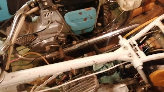 Кнопка аварийного запуска на мотоцикле Иж Планета 5 смотреть онлайн