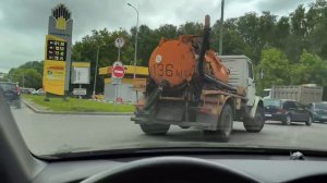 Очередь на заправку в Москве