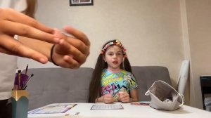 играем в игру носочки и гномы.