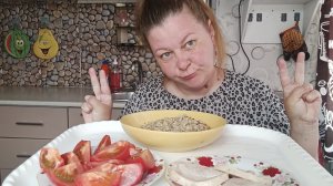мукбанг/ перловка с овощами/ буженина куриная / помидоры/