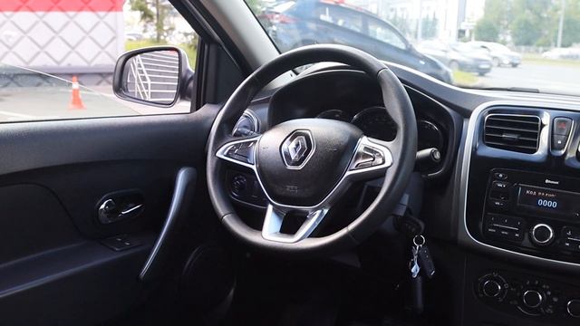 Renault Logan смотреть онлайн