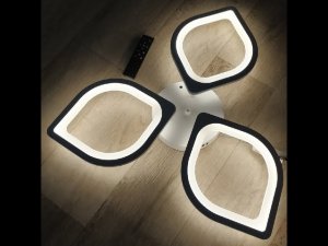 Люстра потолочная светодиодная LED 3 Листика. Обзор.