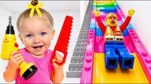 Строительный челлендж с Евой! Учимся строить LEGO-дом вместе с папой