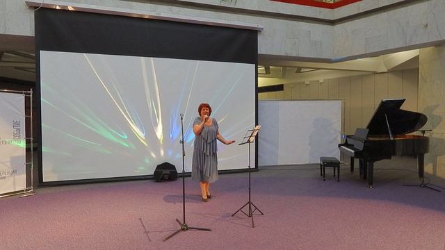 Дорогой длинною. (Б.Фомин, К. Подревский), Исполняет Ольга Баринова.