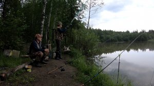 Не зря взял фидеры. Рыбалка на карьере с Другом.